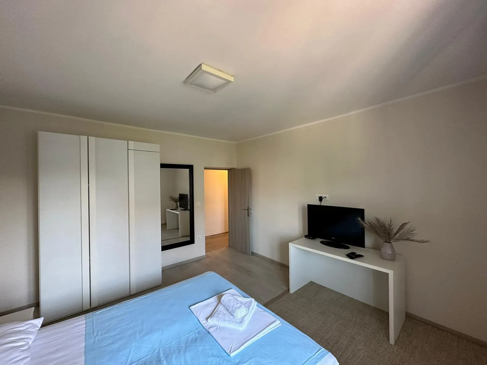 Three-Bedroom Apartment with Balcony