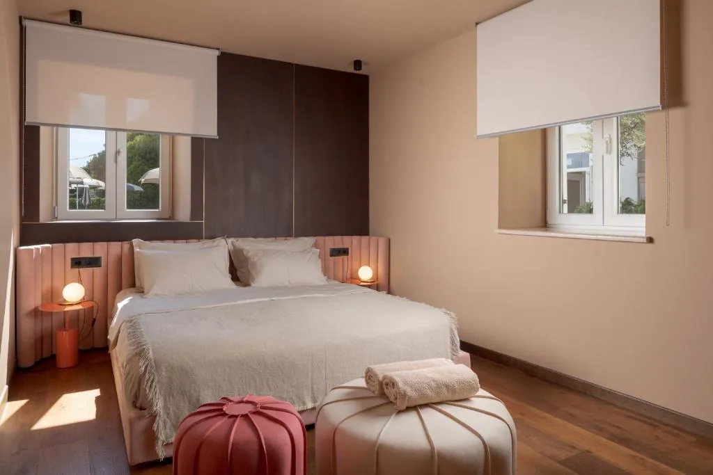 Your guests never have to say goodnight.