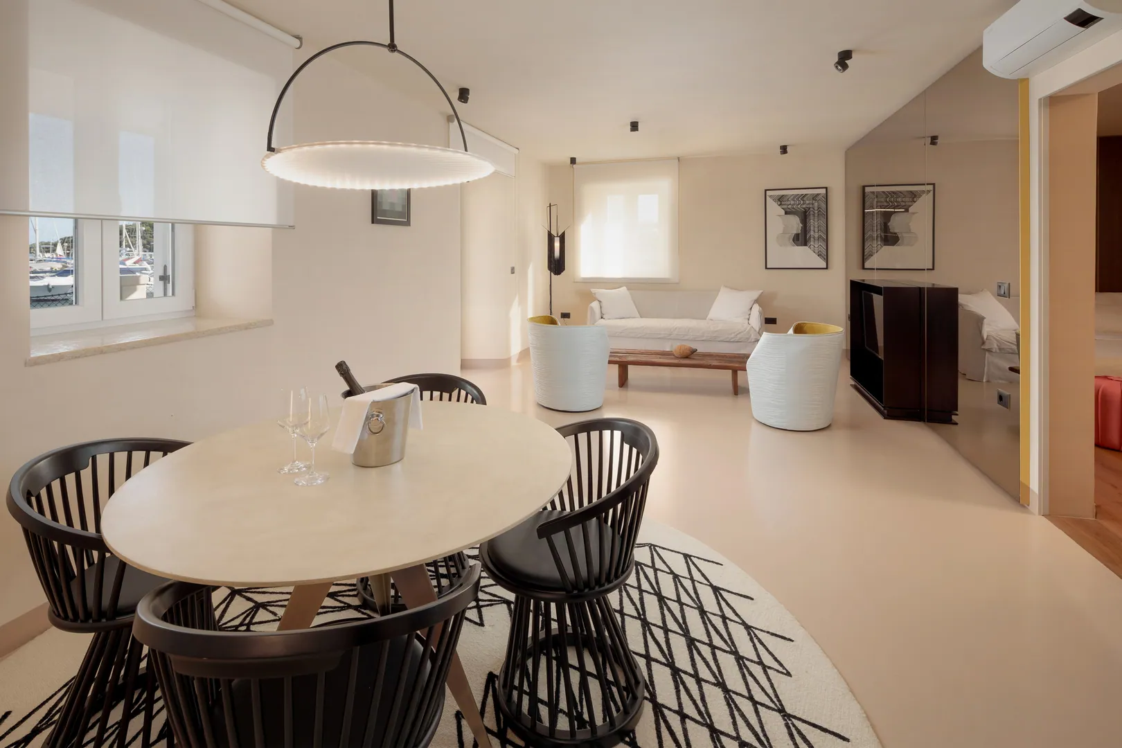 5-Star Executive Suite with Balcony and Sea View