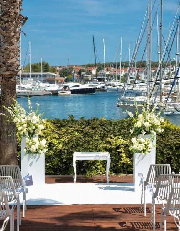 Ceremony by the pool